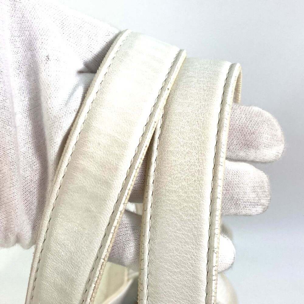 CHANEL White Leather Logo Shoulder Bag - Picture 8 of 14